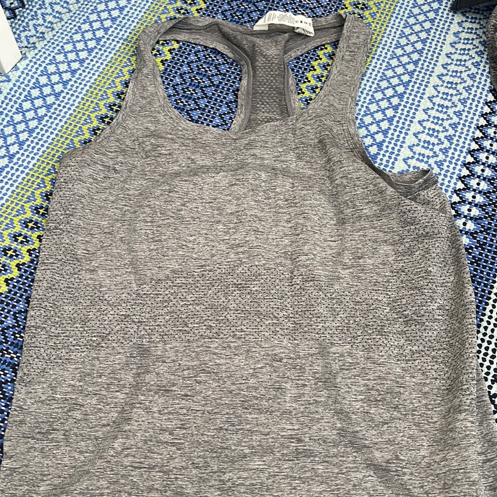 Grey lululemon tank top